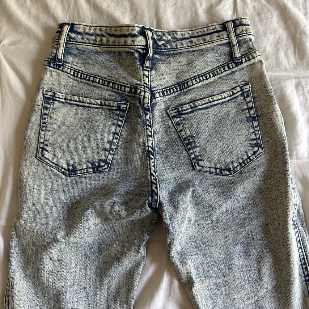 Acid Wash Jeans